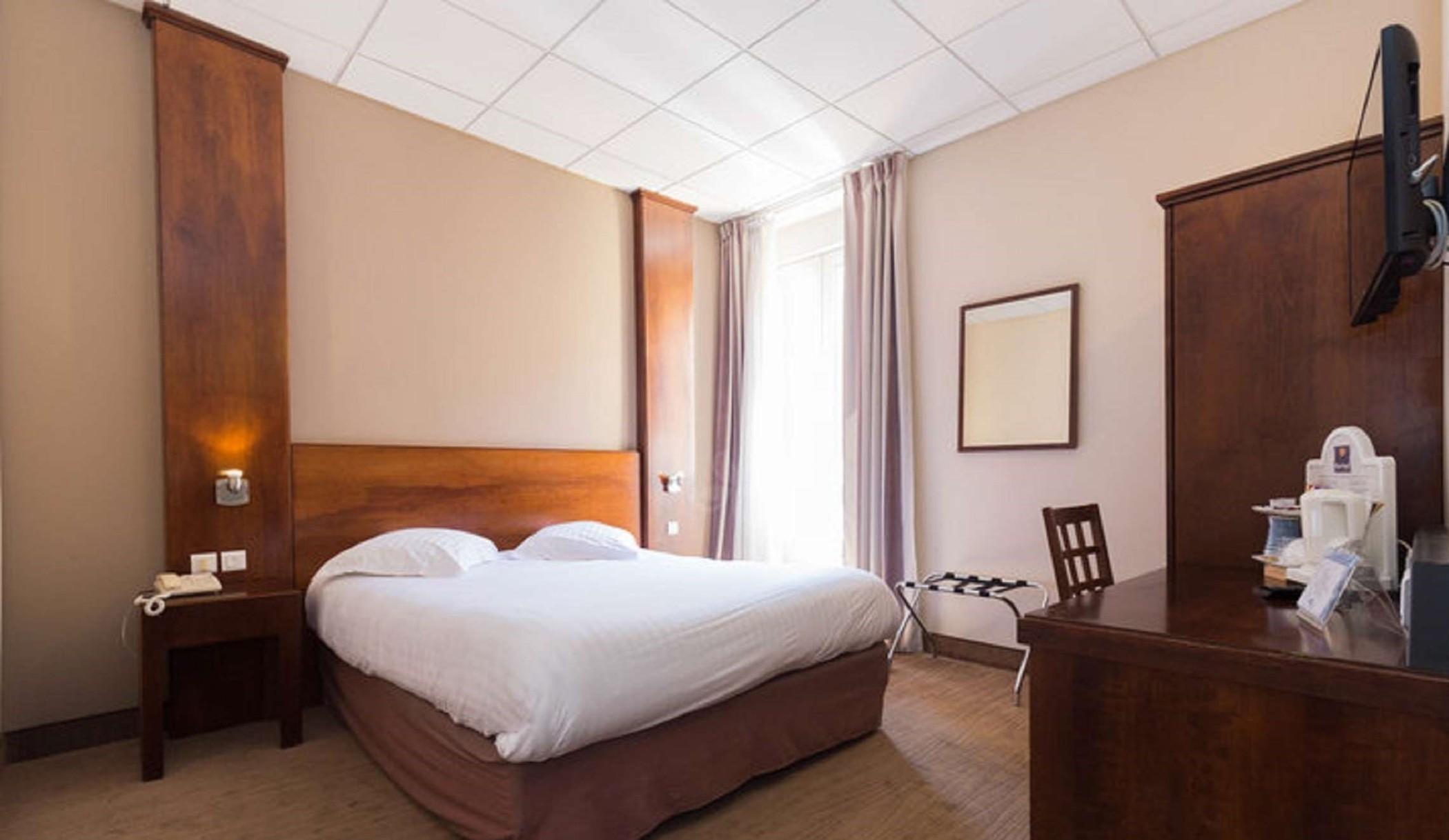 Hotel Le Noailles Nice Gare Exterior photo