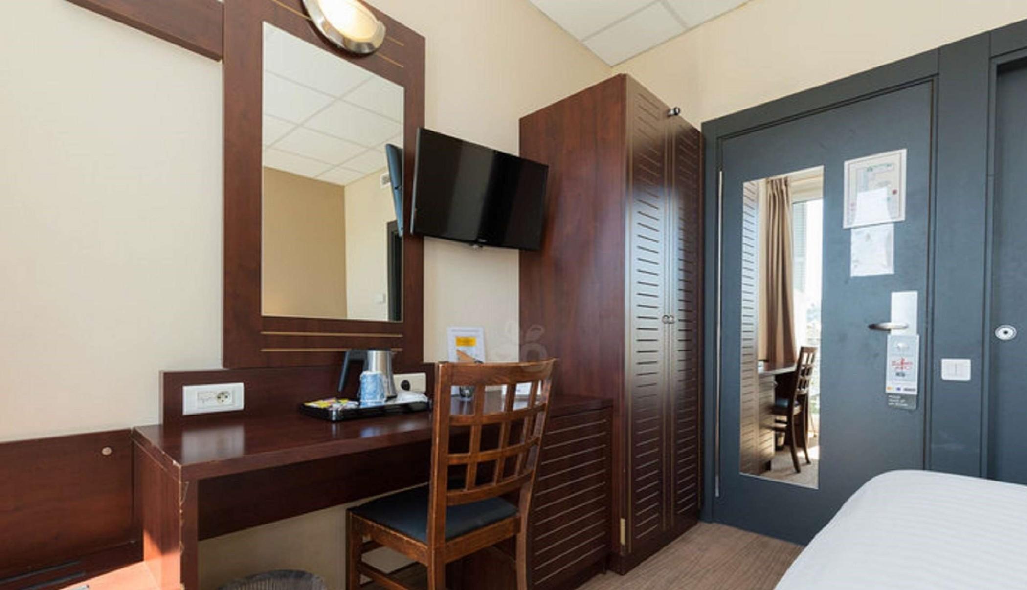 Hotel Le Noailles Nice Gare Exterior photo