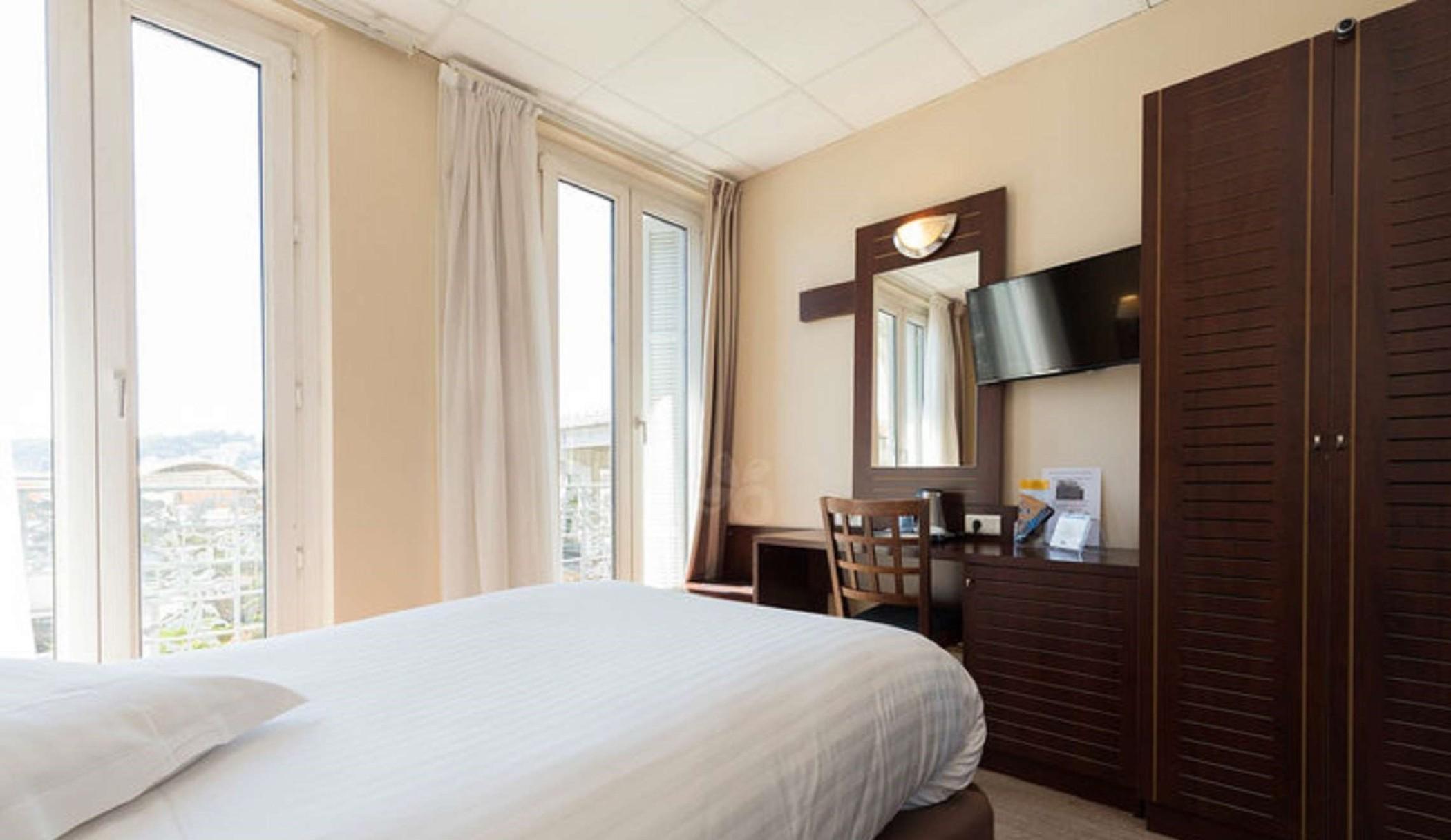 Hotel Le Noailles Nice Gare Exterior photo
